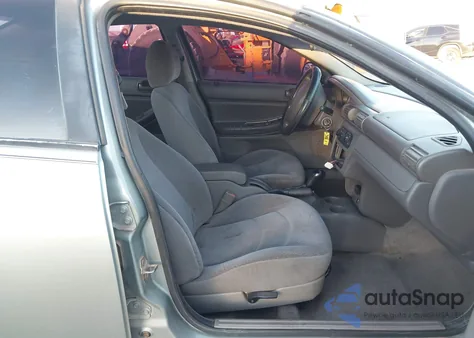 2004 Dodge Stratus Se z USA, uszkodzony, nr VIN 1B3EL36X34N284821